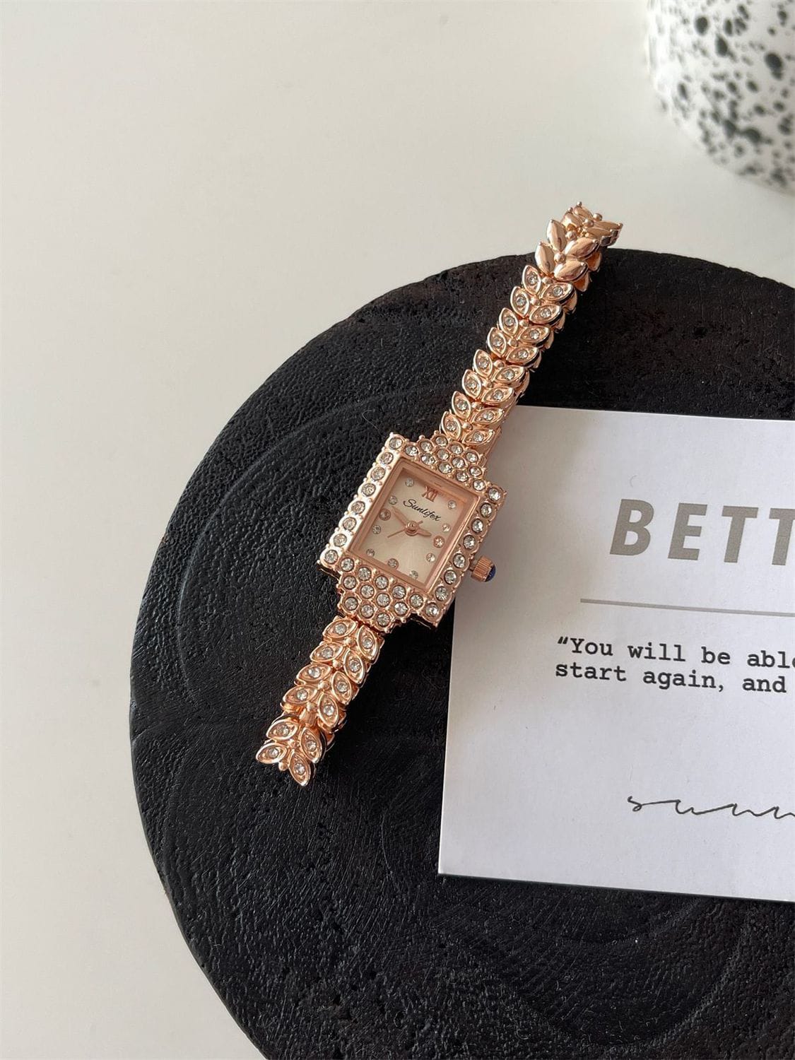 Korean Leaf Watch for Women – Elegant Black Trendy Fashion Watch